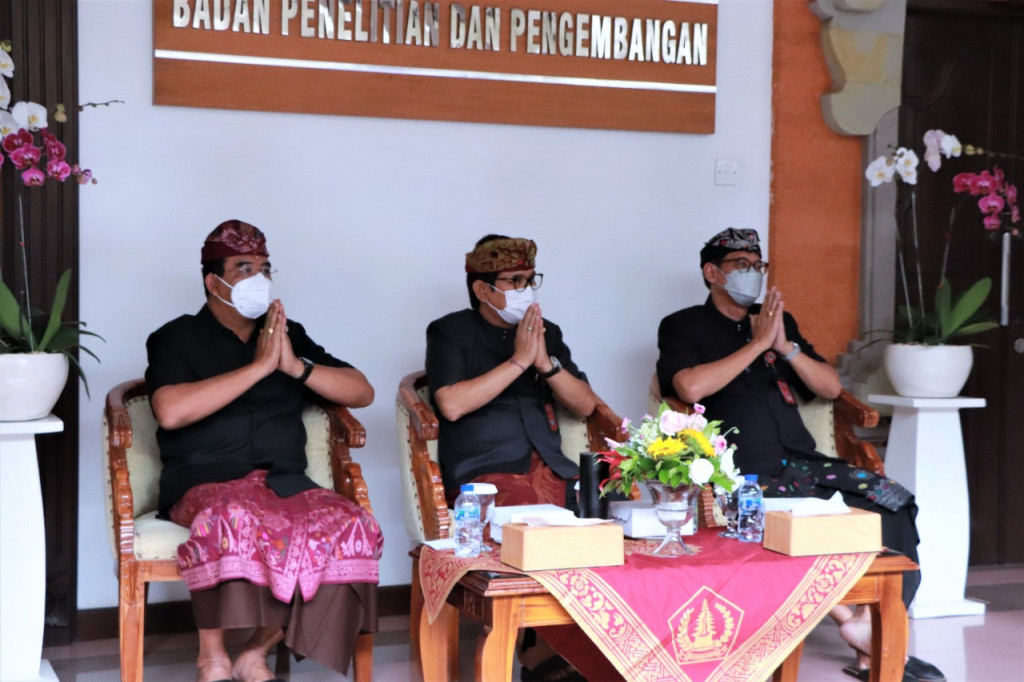 Sekda Adi Arnawa Hadiri Hari Jadi Balitbang Badung Ke-5